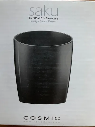 COSMIC Saku Becher Schwarz Badezimmeraccessoire Kunststoff Modern 500ml