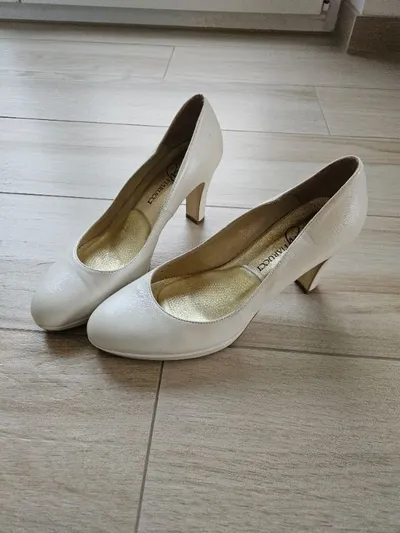 Nina Fiarucci Damen Pumps Gr. 38 Beige Creme Leder Hochzeit Elegant