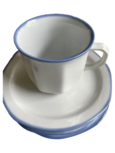 Burg Lindau Tasse und Untertasse Porzellan Weiß Klassisch Größe M