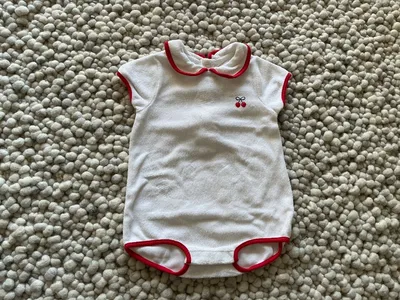 Jacadi Baby Body Gr. 68 Weiß mit Kirschen Stickerei