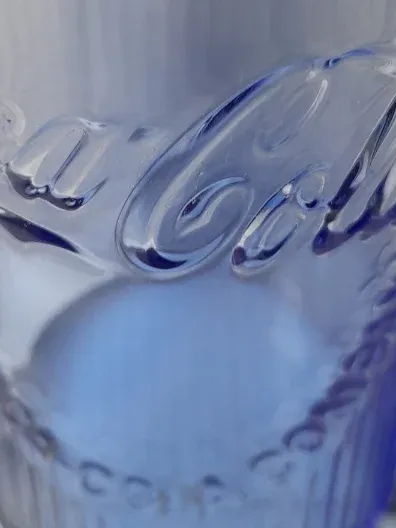 Coca-Cola Retro Trinkglas Property of Company Logo Blau 14cm Limitierte Edition