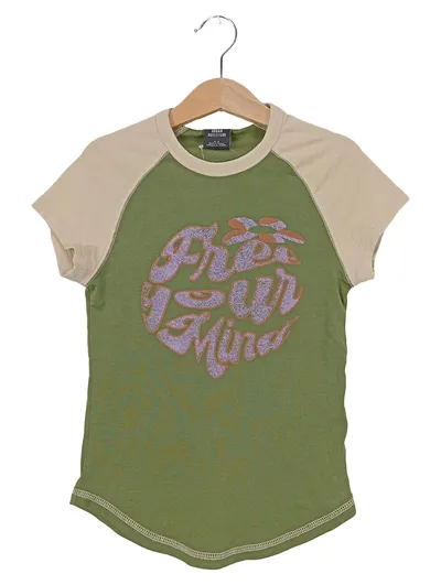 URBAN OUTFITTERS Kinder T-Shirt Grün 122 Casual Schriftzug