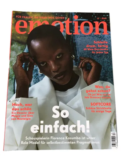 emotion Magazin 12/2024 Florence Kasumba Frauen Lifestyle Mode Psychologie