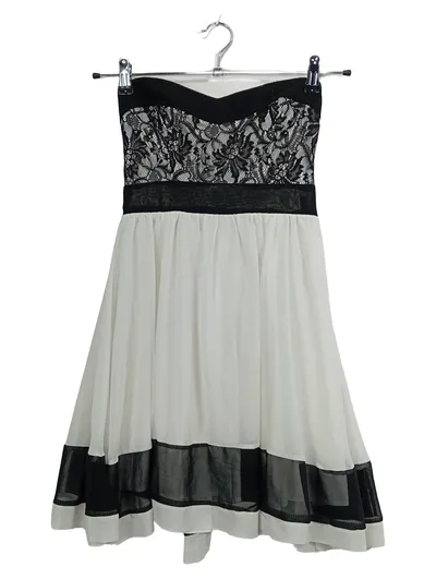 SisterS Point Bandeau Kleid Gr. 36 S Weiß Cocktailkleid Party Elegant Spitze
