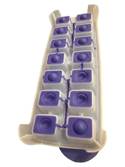 Tupperware Eiswürfelbehälter Eiswürfelform Lila Weiß mit Deckel