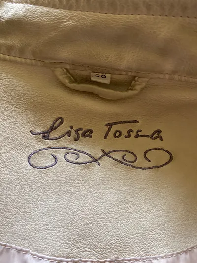 Lisa Tossa Damen Kunstlederjacke Beige Gr. 38/M Modern Freizeit