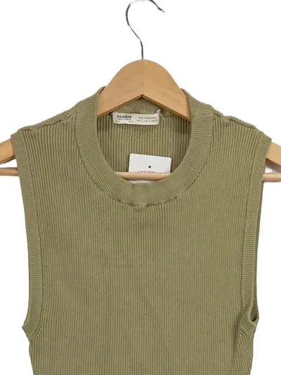 Pull&Bear Strickkleid ärmellos Damen Gr. 40/L Grün Casual Rippstrick