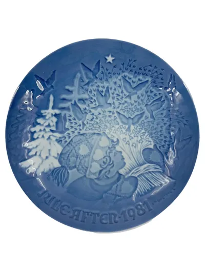 B&G COPENHAGEN PORCELAIN Wandteller Juleneget Christmas Peace 1981 Blau
