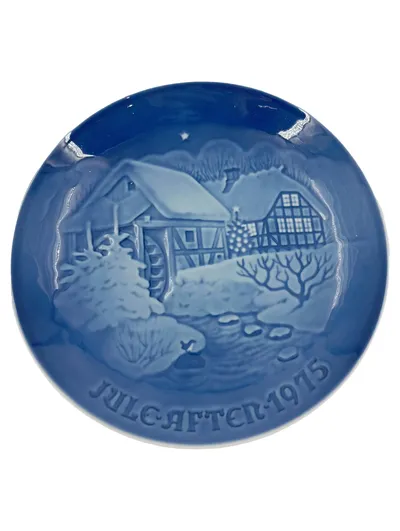 B&G COPENHAGEN PORCELAIN Wandteller JULE AFTER 1975 Winterdorf Blau 18cm