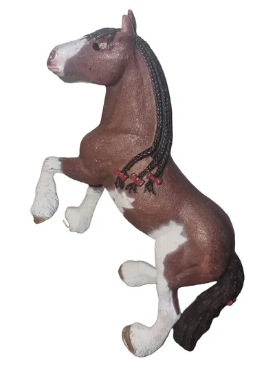 Schleich Pferd Brauner Hengst Zöpfe Spielfigur Tierfigur 16 cm