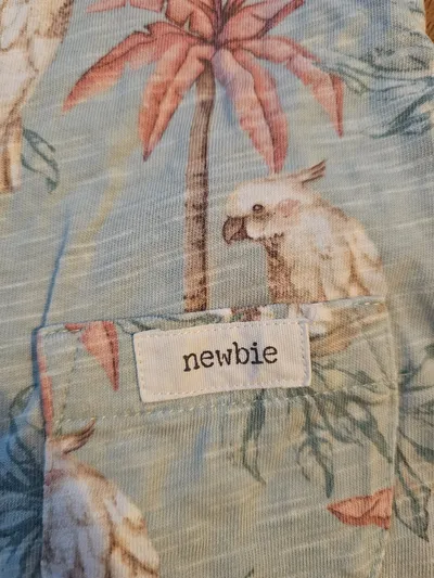 Newbie Baby Strampler Romper Gr. 68 Papagei Palmen Tropisch Grün