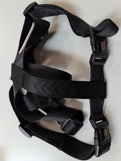 TRIXIE Hundegeschirr Schwarz Größe M verstellbar Nylon