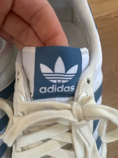 Adidas Sneaker Herren Gr. 47,5 Weiß Blau Retro Low Top Turnschuhe