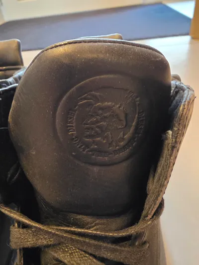 Diesel Herren High Top Sneaker Schwarz Leder Gr. 45 Reißverschluss