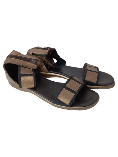 BäR Damen Plateausandalen Gr. 38 Braun Casual Modern Reißverschluss