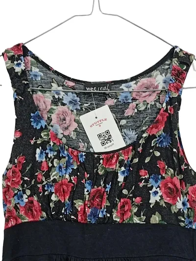 Wet Seal Damen Top Blumenmuster Ärmellos Casual Schwarz Gr. 32/XXS