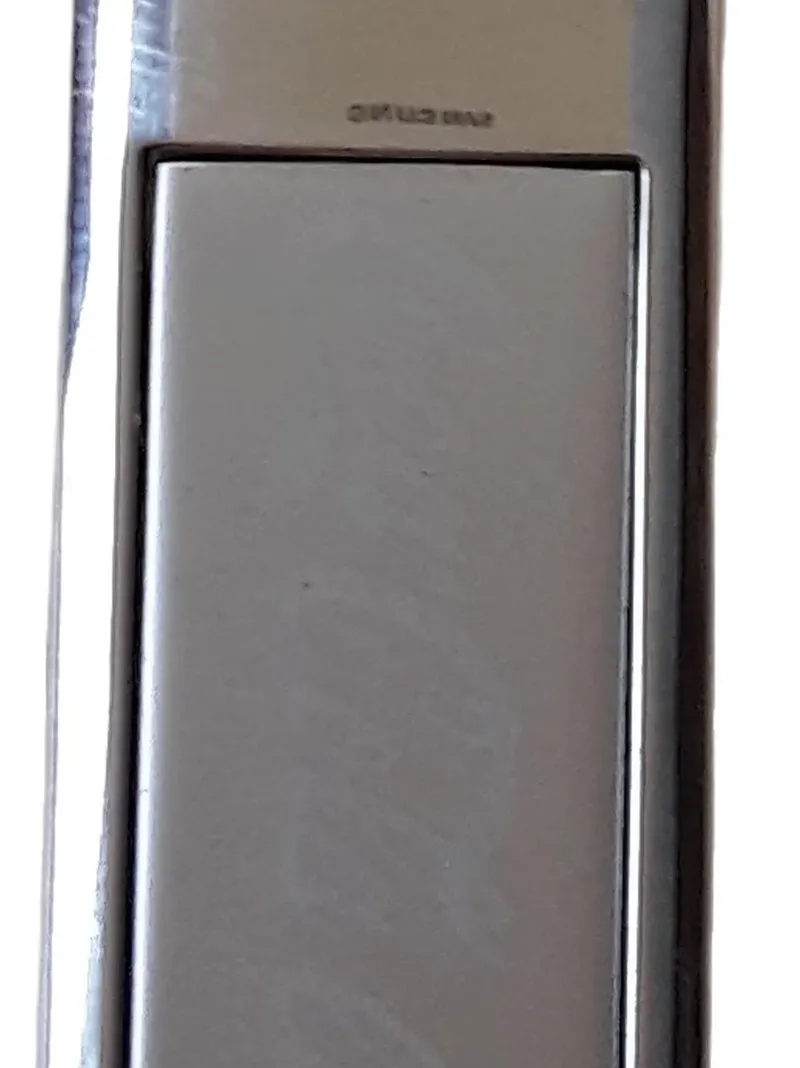 Coca-Cola Schlüsselanhänger Logo Silber Metall 8cm Modern Gebraucht 4
