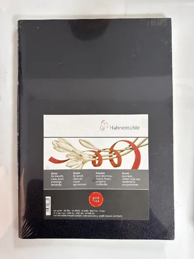 Hahnemühle Skizzenbuch A4 160g/m² 20 Blatt säurefrei Hardcover Schwarz