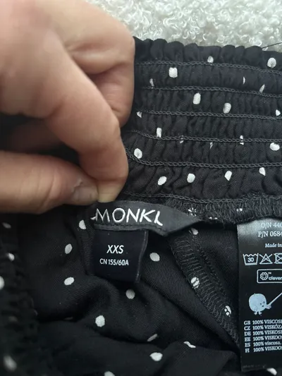 Monki Damen Stoffhose XXS Schwarz Weiß Polka Dots Weites Bein Viskose
