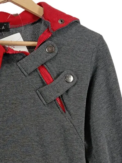 VSKA Herren Kapuzenpullover Hoodie Gr. M Grau Rot Asymmetrisch