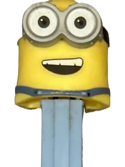 PEZ Spender Minion Figur Ich Einfach Unverbesserlich Sammlerstück Gelb