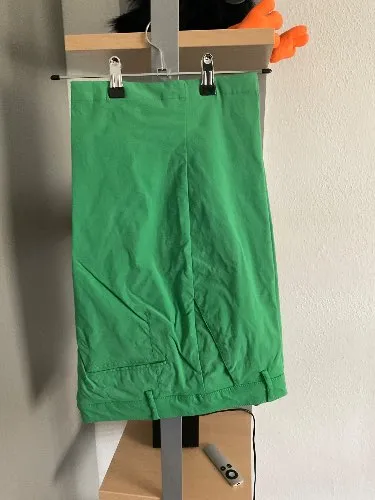 Chervò Herren Shorts Bermuda Golf Hose Größe 50 W33 Grün Stretch Baumwolle
