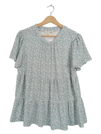 Faith and Joy Damen Bluse Gr. M/38 Blumenmuster Hellblau Rüschen