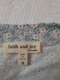 Faith and Joy Damen Bluse Gr. M/38 Blumenmuster Hellblau Rüschen 4