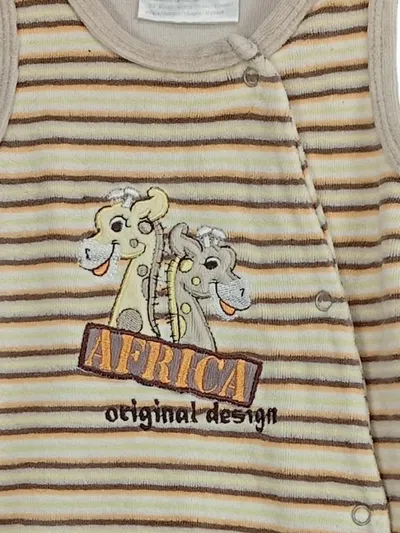 OKAY Baby Strampler Africa Giraffen Gr. 62 Beige Gestreift