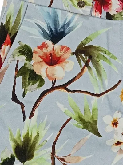 ZARA BASIC Damen Shorts Blumenmuster Gr. M/36 Hellblau Tropical