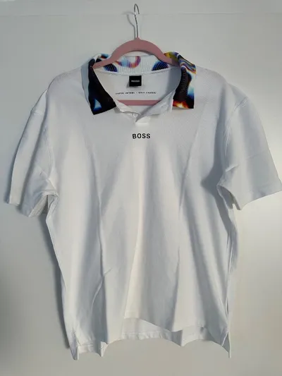 BOSS Herren Poloshirt Digital Artwork Maxim Zhestkov Weiß Gr. L