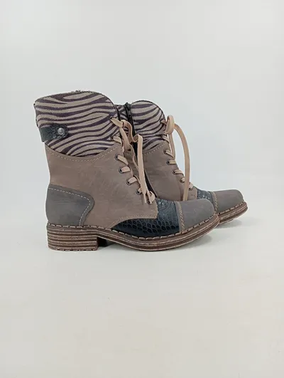 Rieker Damen Stiefelette Grau Gr. 41 Herbst Winter Reißverschluss Nieten