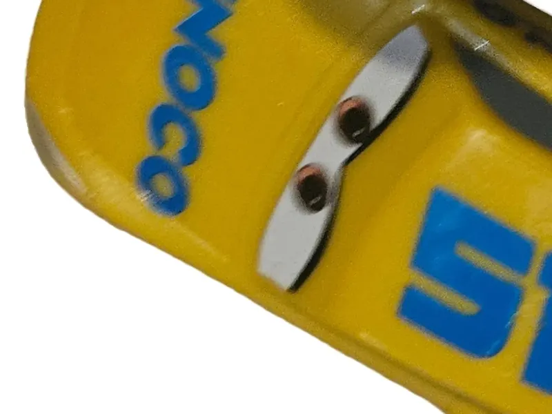 Disney Pixar Cars Dinoco 51 Spielzeugauto Modellauto Gelb 7,5 cm 3