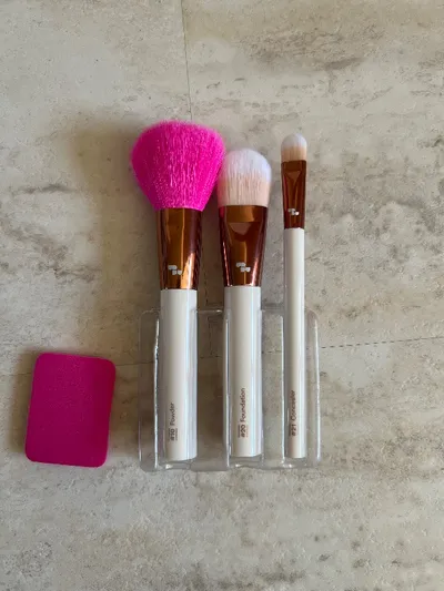 Urban Beauty United Complexion Tool Kit Make Up Pinsel Set Pink Damen