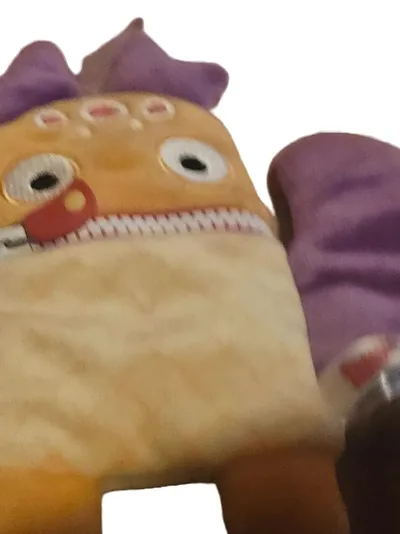 Schmidt Sorgenfresser Kuscheltier Leika Magnetplüsch Monster Gelb Lila 20 cm