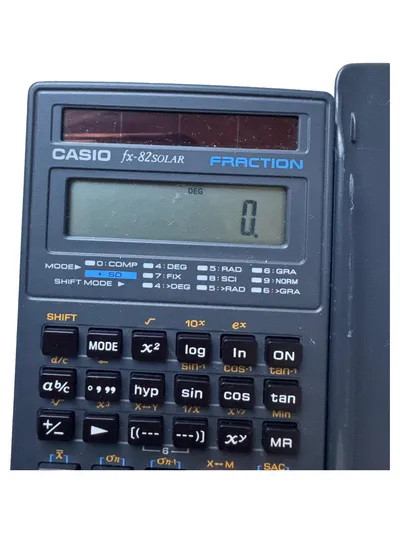 Casio fx-82SOLAR Taschenrechner Solar Grau Schulrechner