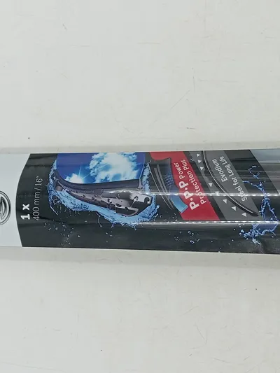 Bosch AEROTWIN Scheibenwischer Blatt Auto Frontscheibe Schwarz
