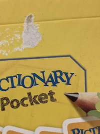 ASS Altenburger Pictionary Pocket Partyspiel Kartenspiel Reisespiel ab 8 J 3