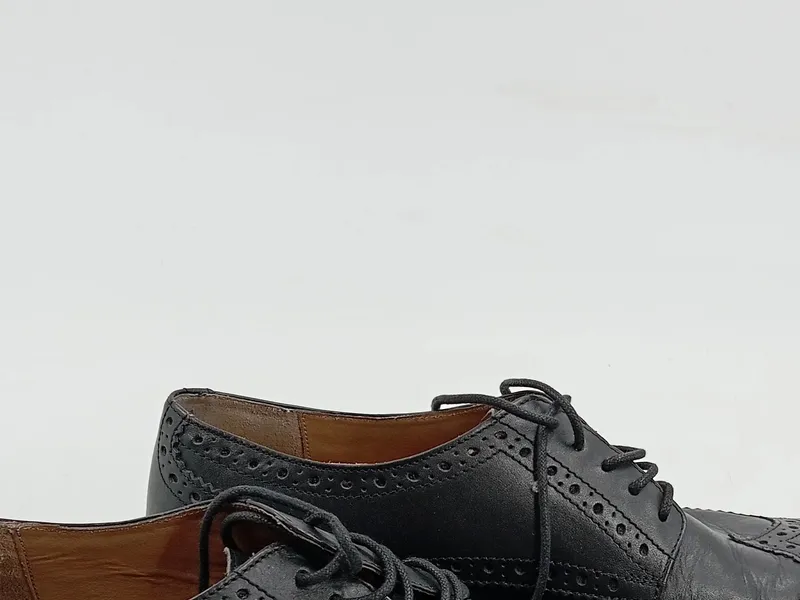 Ben Sherman Herren Brogue Schnürschuhe Leder Schwarz Gr. 43 Business 4