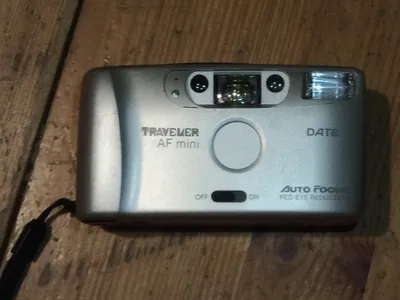Traveler AF mini Analogkamera Reisekamera Autofokus Silber