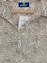 Daily Sports Damen Poloshirt Zebra-Muster Beige Gr. 38/M Kurzarm 3