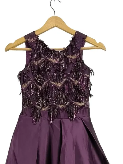 Milo Coats Abendkleid Mädchen Gr. 164 Lila Pailletten Festkleid Maxi