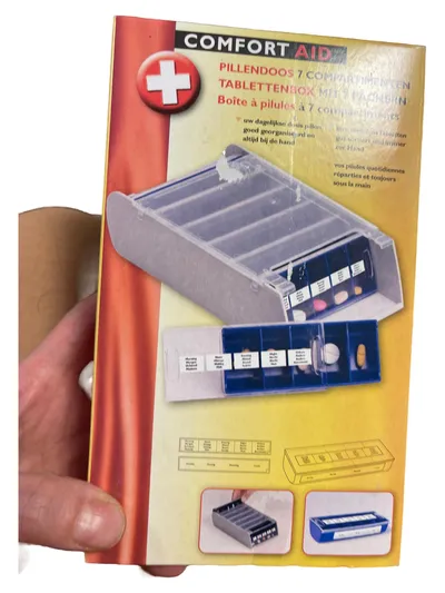 ComfortAid Pillendose 7 Fächer Tablettenbox Wochenbox Blau Transparent
