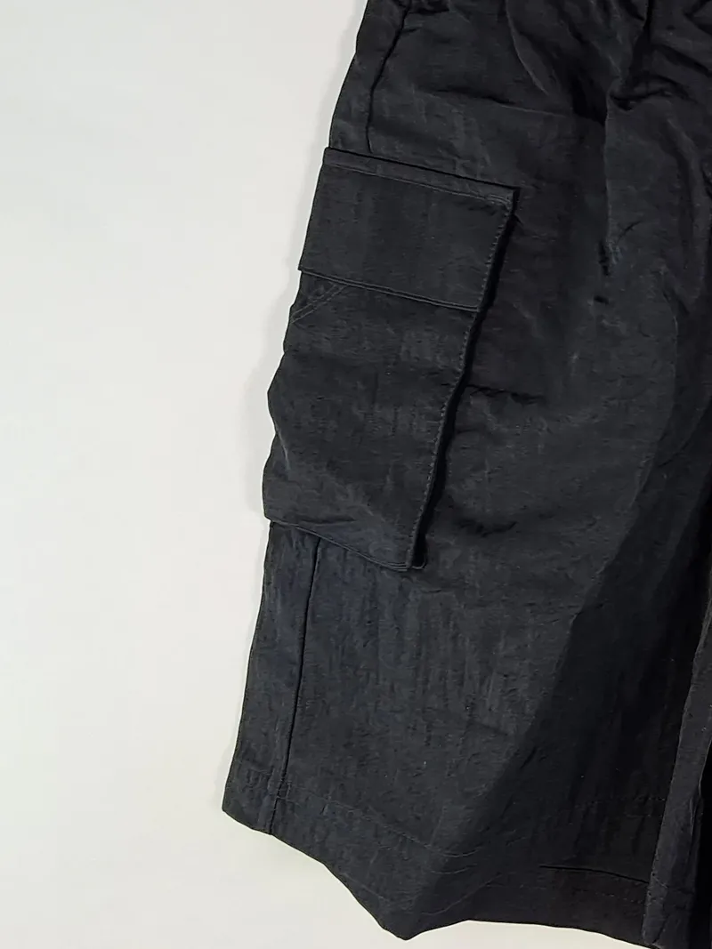 Nike Sportswear Essential Cargo Shorts Damen Schwarz XXS Nylon 4
