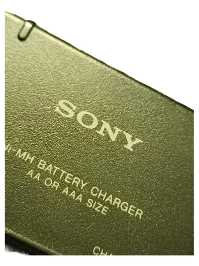 Sony BC-CS2B Ni-MH Akku Ladegerät für AA AAA Batterien Schwarz