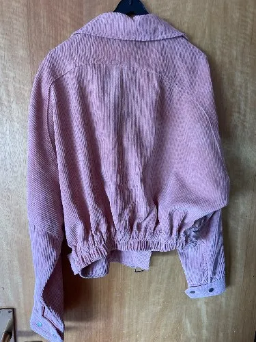 FashionNova Damen Cordjacke Rosa Gr. 36/S Retro