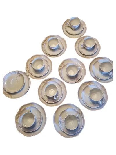 TIRSCHENREUTH Kaffeeservice 18tlg Porzellan 6 Gedecke Blumen Festlich