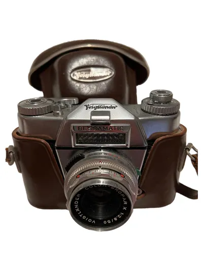 Voigtländer BESSAMATIC Analoge Spiegelreflexkamera Braun Vintage Retro