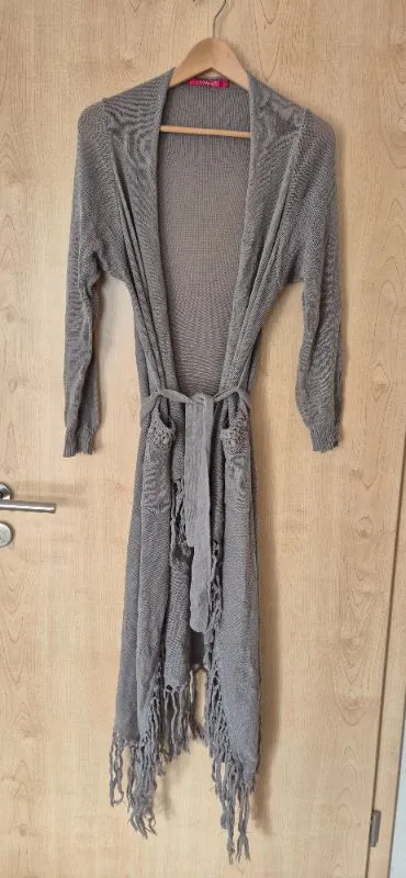 Cream Damen Strickjacke Cardigan Fransen Gürtel Grau Gr. XS Boho