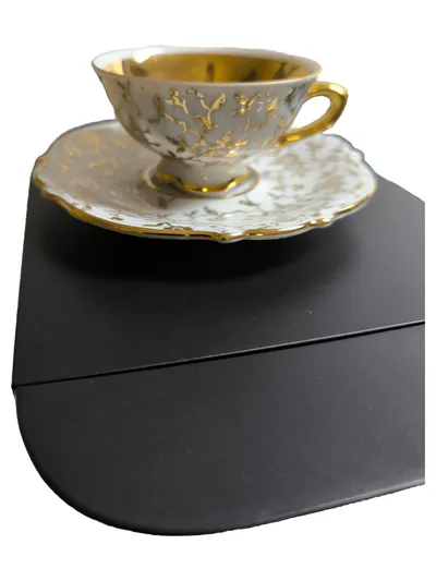 Z & Co Tirschenreuth 2514 Tasse Untertasse Gold Blumen Porzellan 4cm